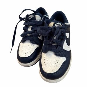 Nike Kids Navy and White Low-Top Sneakers